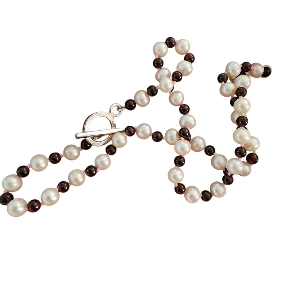 Necklace and bracelet genuine pearls 925 sterling silver garnet hand knotted